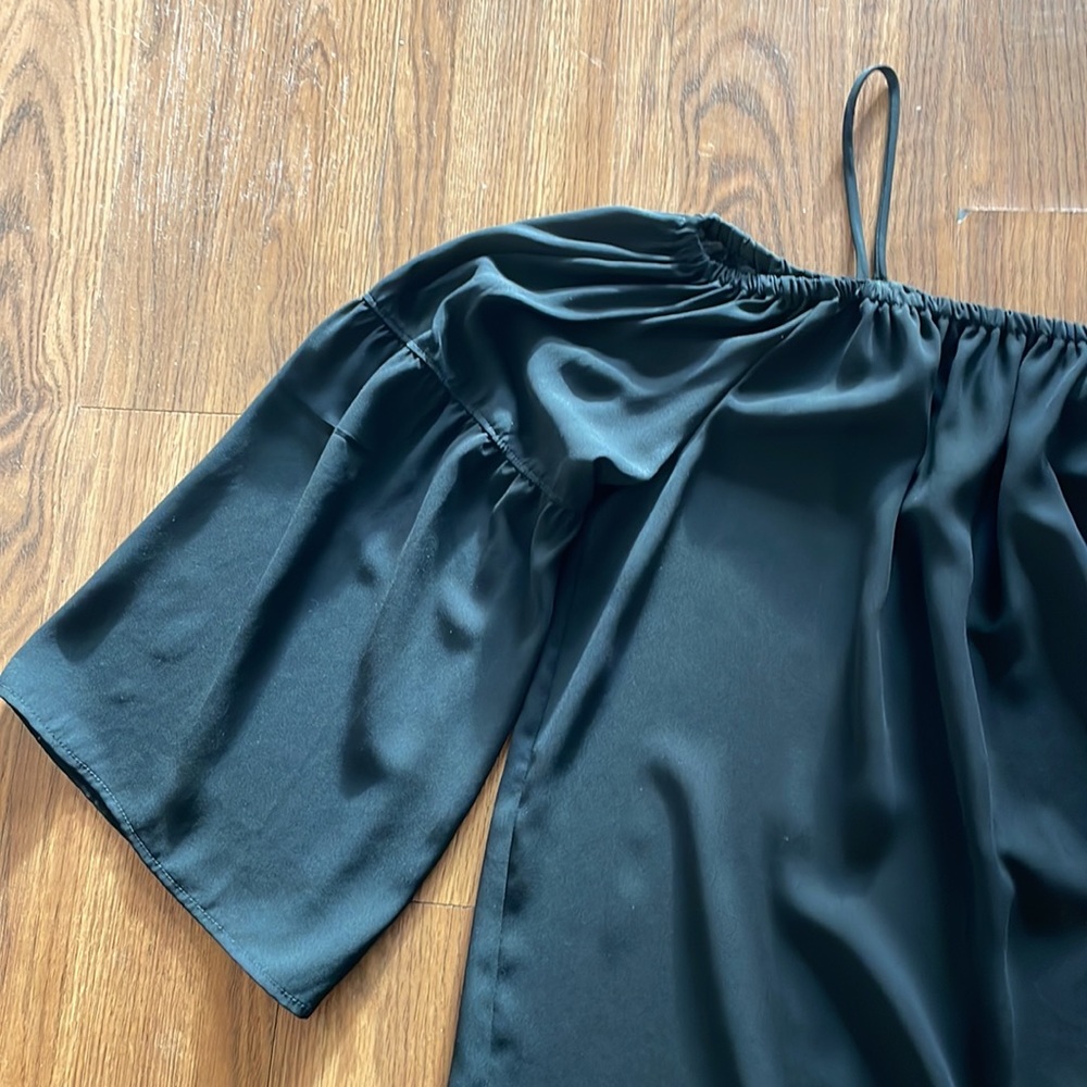 Off Shoulder Blouse - image 2